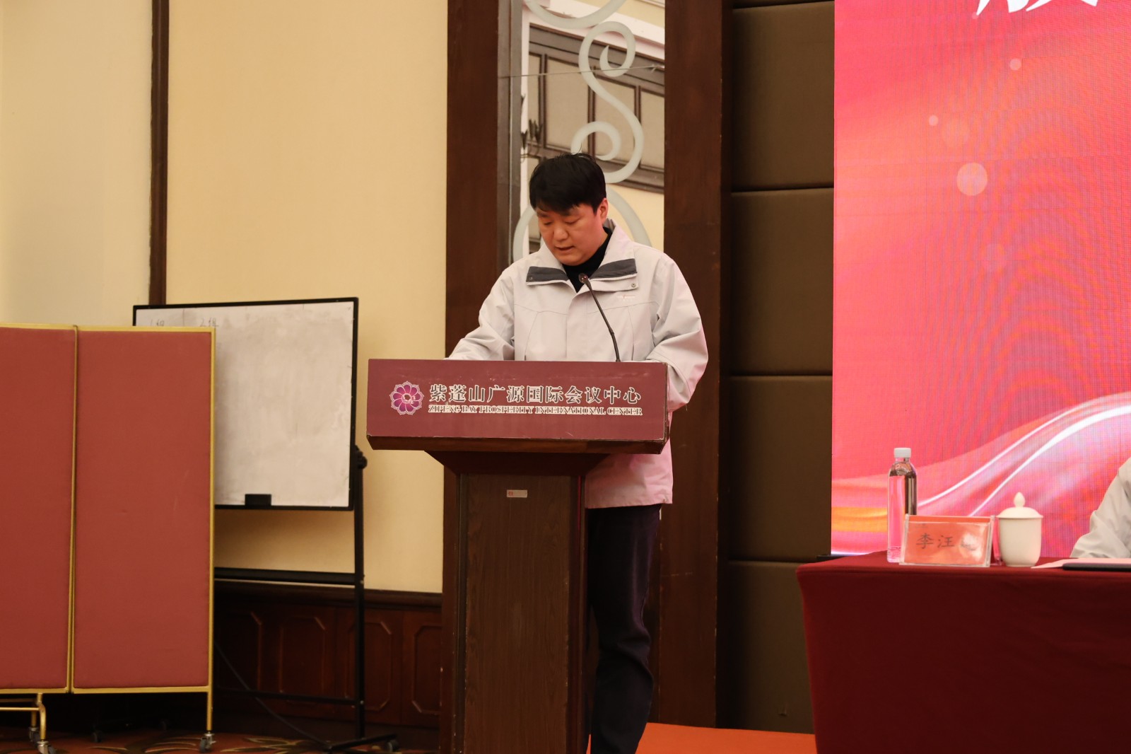 EX1A7944.JPG EX1A7944.JPG