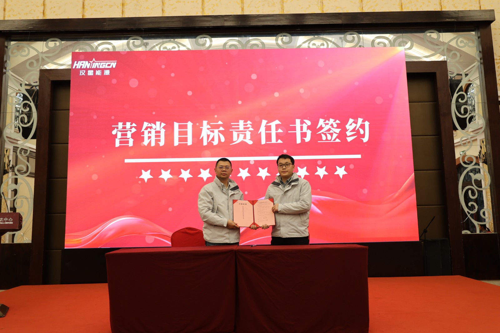 EX1A8225.JPG EX1A8225.JPG