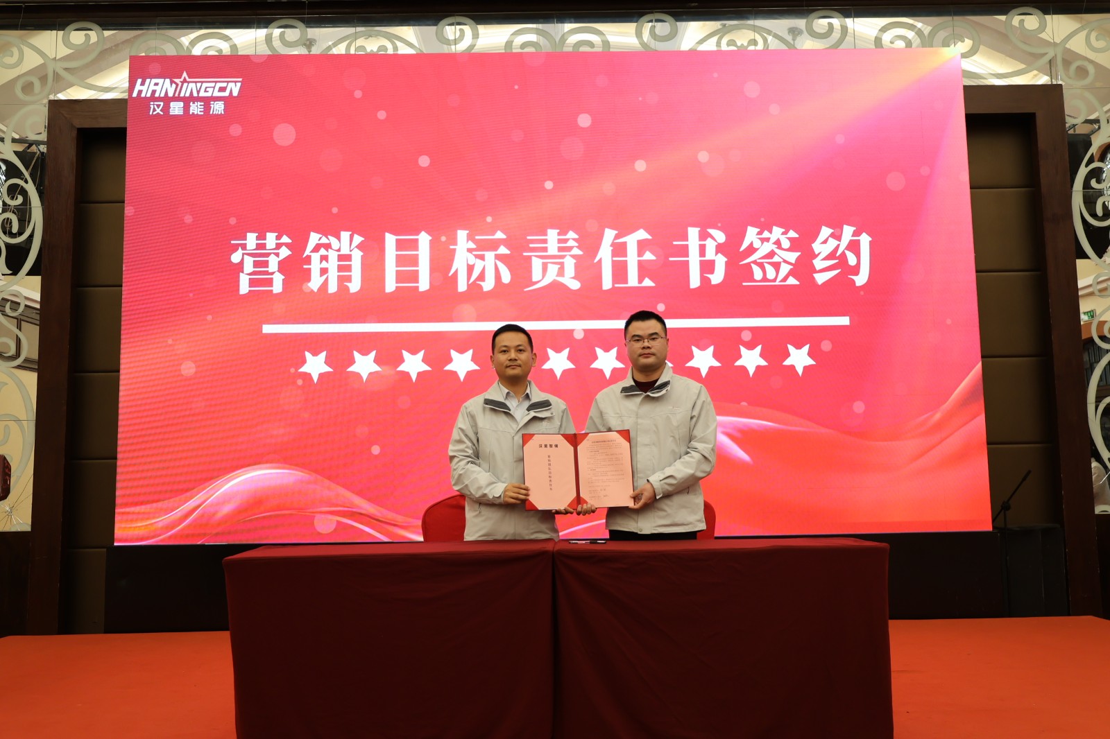 EX1A8265.JPG EX1A8265.JPG